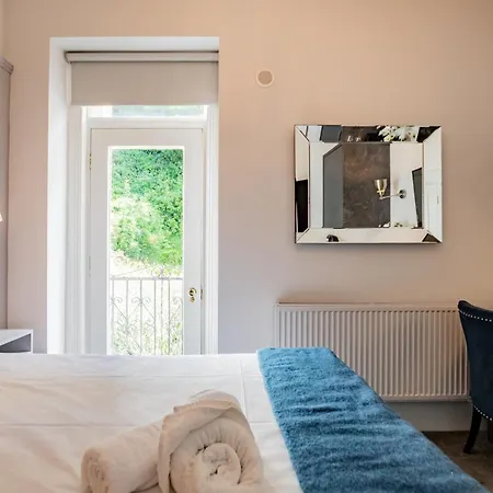 Howth Harbour Cosy Retreat *